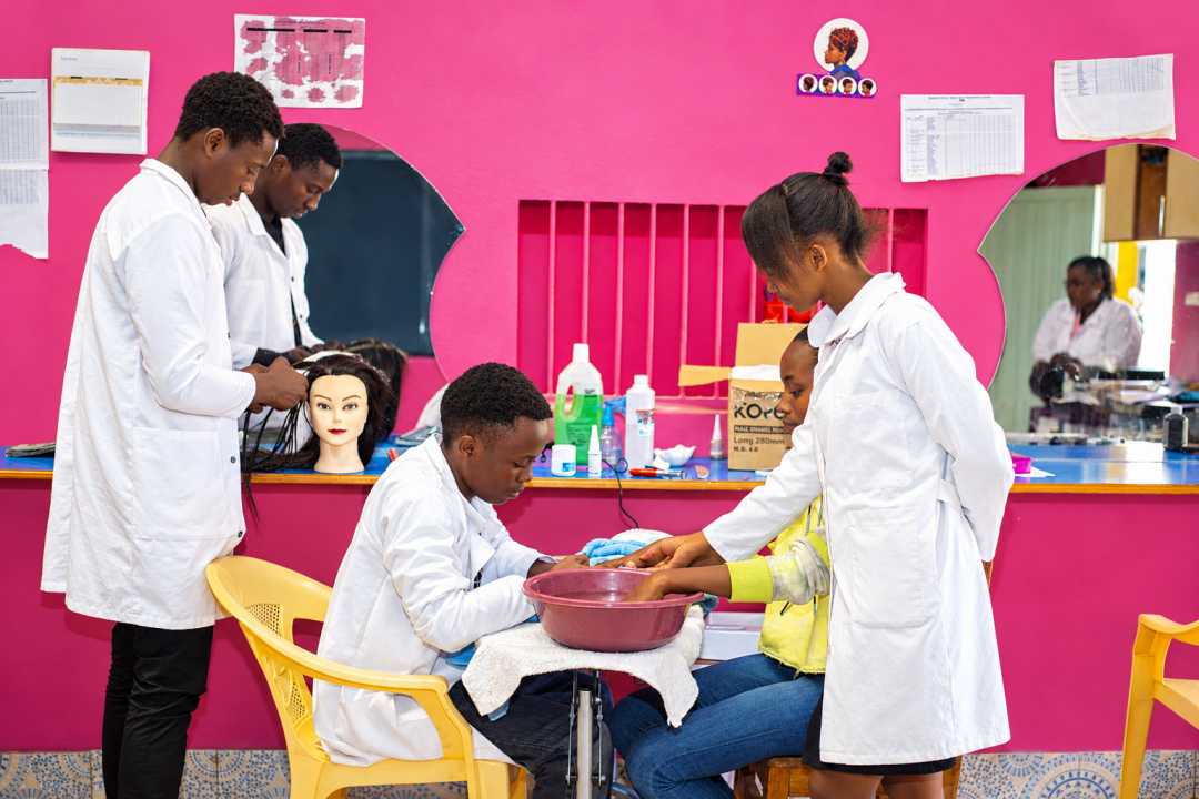 BEAUTY THERAPY